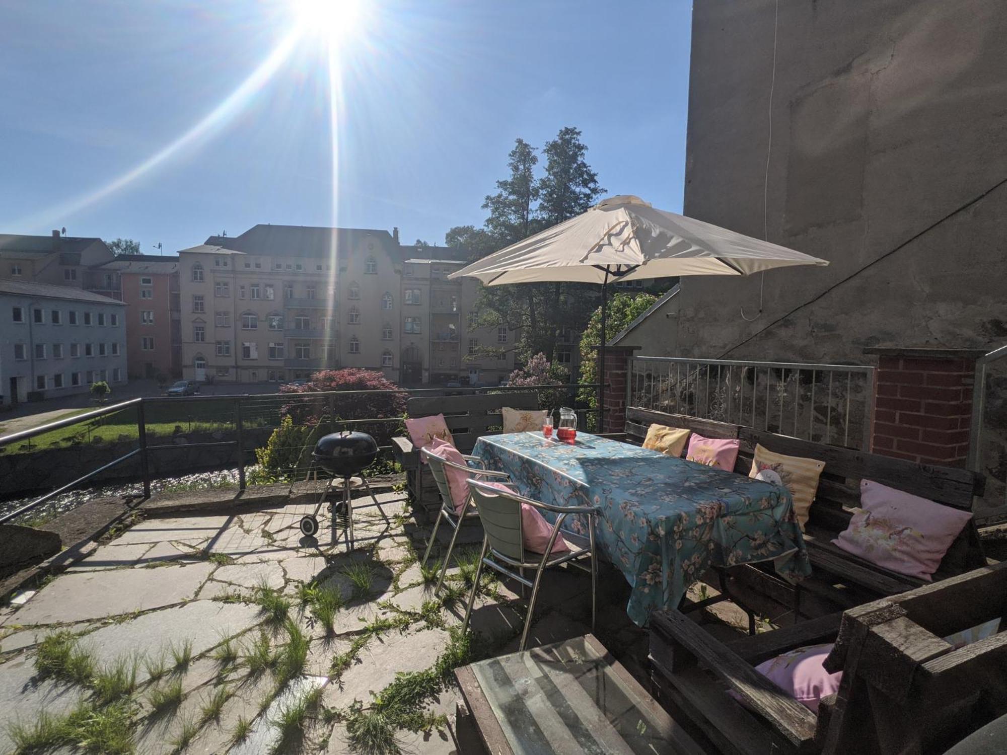 Apartamento Zi2 - Urlaubsmagie - Whirlpool, Sauna Und Garten Sebnitz Exterior foto